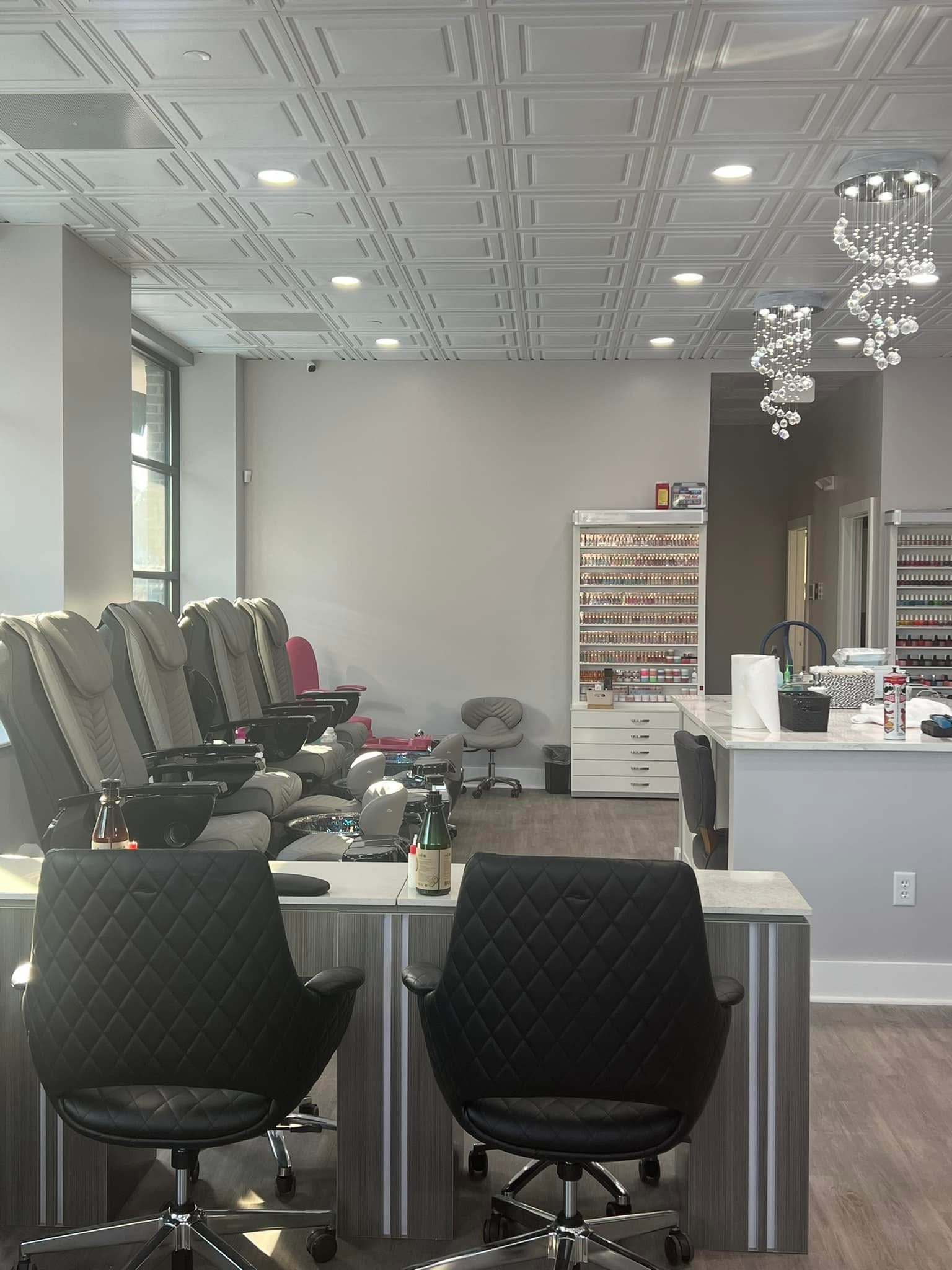 Shimmer Nail Studio & Spa nail photo 1
